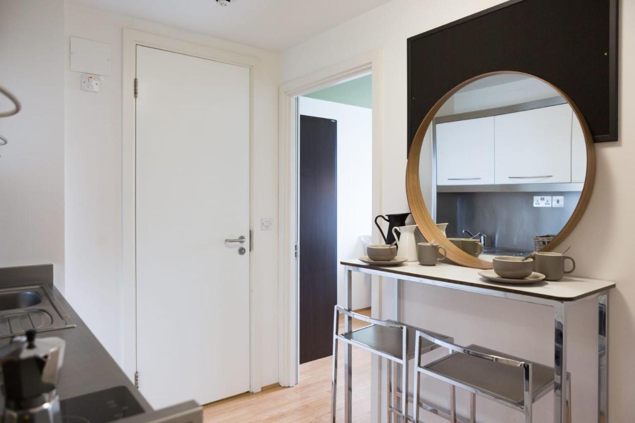 Comfortable Studios And Apartments At Chapter Spitalfields In ロンドン エクステリア 写真
