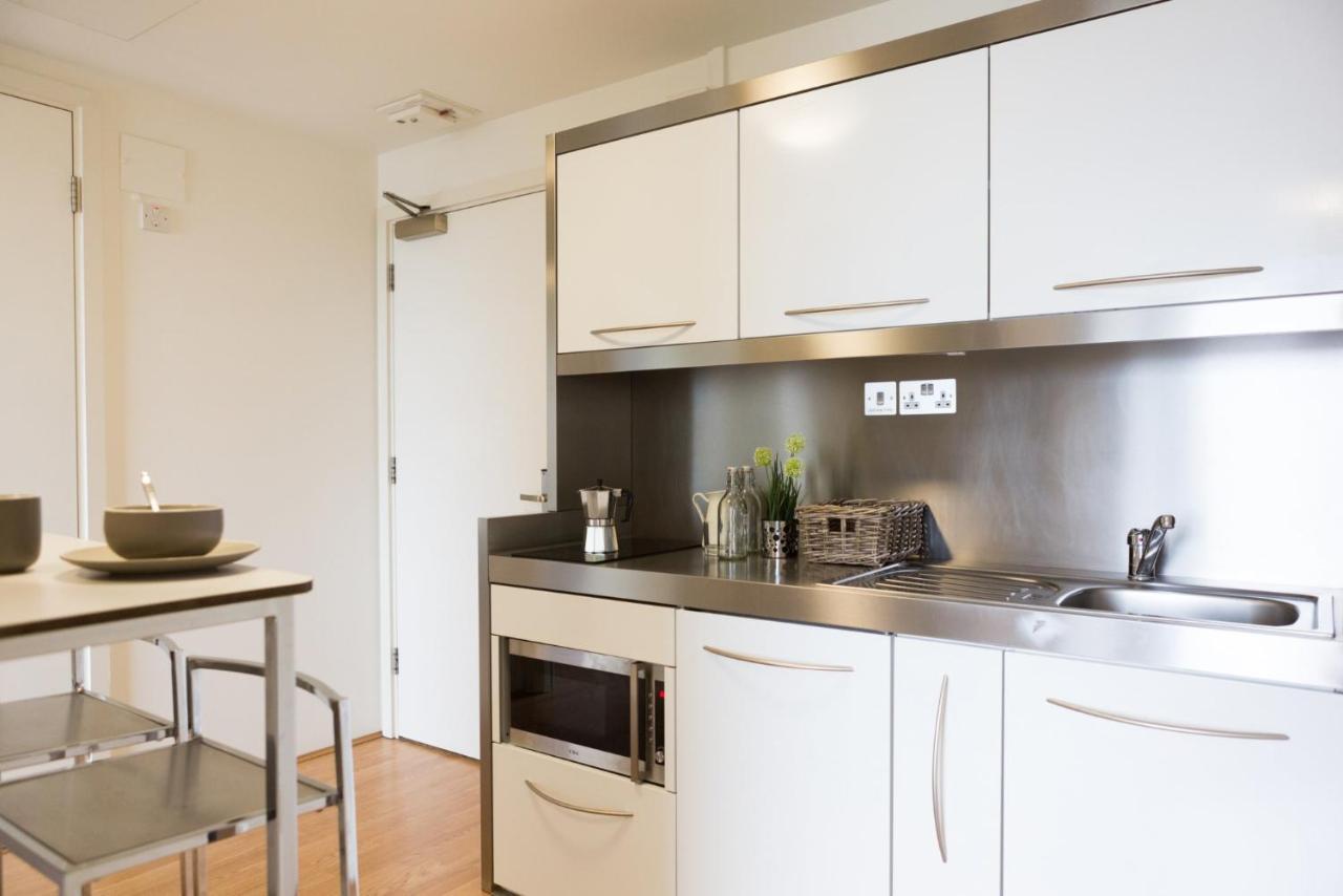 Comfortable Studios And Apartments At Chapter Spitalfields In ロンドン エクステリア 写真