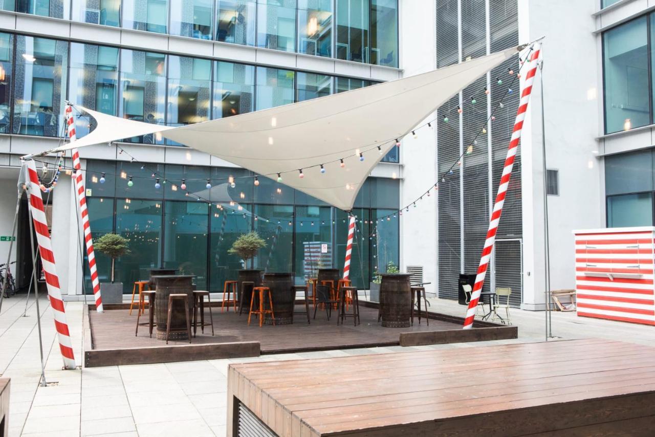 Comfortable Studios And Apartments At Chapter Spitalfields In ロンドン エクステリア 写真