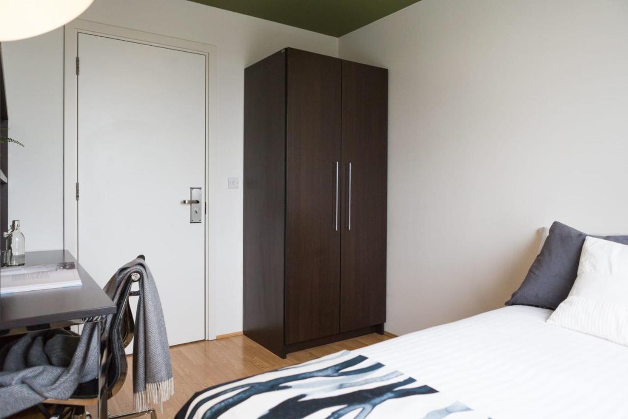 Comfortable Studios And Apartments At Chapter Spitalfields In ロンドン エクステリア 写真