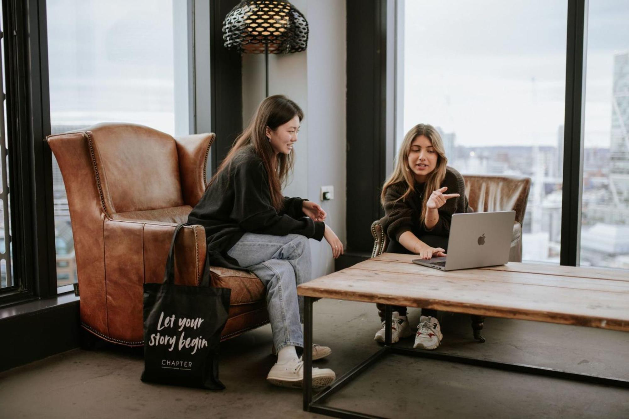 Comfortable Studios And Apartments At Chapter Spitalfields In ロンドン エクステリア 写真