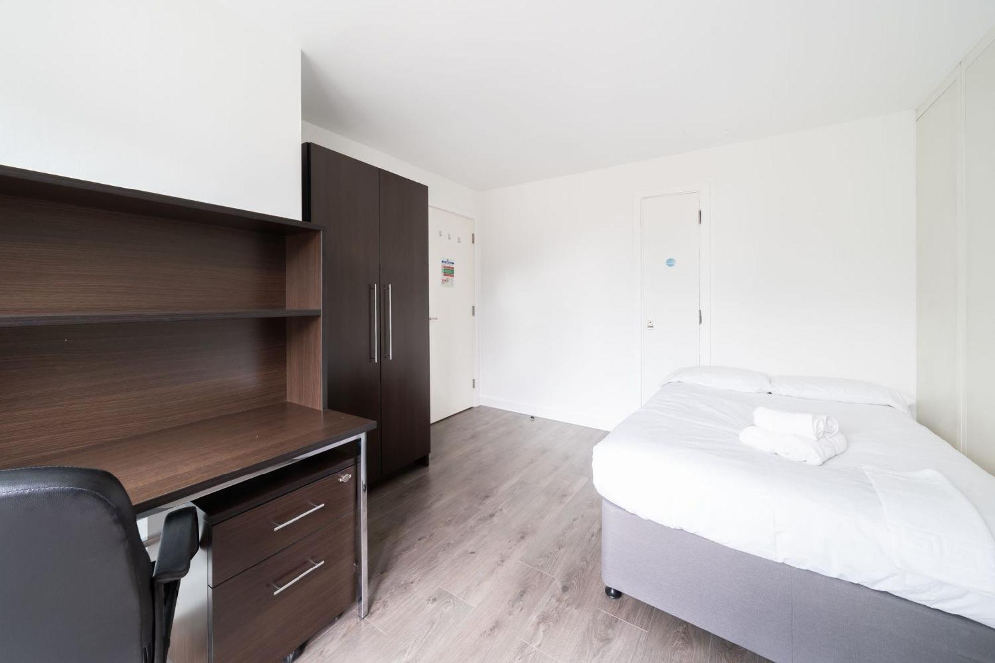 Comfortable Studios And Apartments At Chapter Spitalfields In ロンドン エクステリア 写真