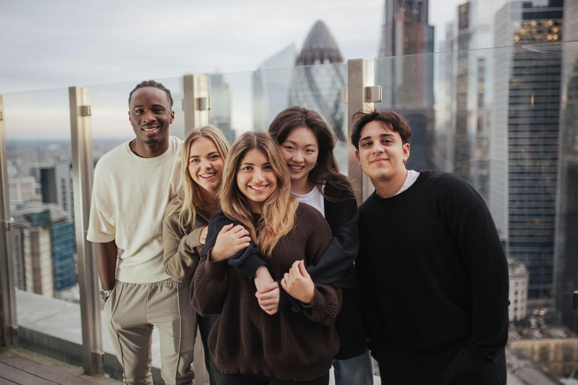 Comfortable Studios And Apartments At Chapter Spitalfields In ロンドン エクステリア 写真