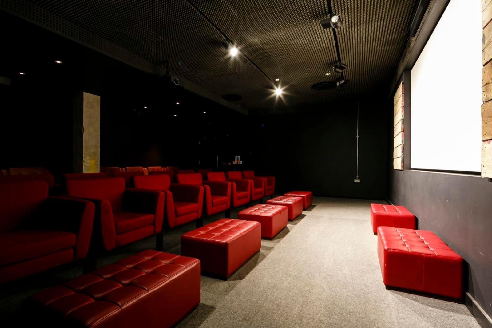 Comfortable Studios And Apartments At Chapter Spitalfields In ロンドン エクステリア 写真