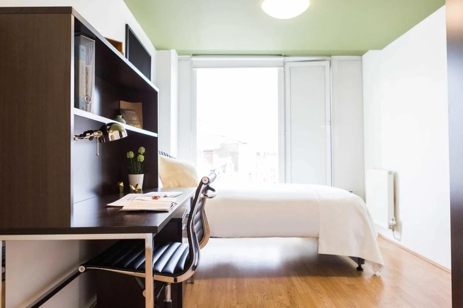 Comfortable Studios And Apartments At Chapter Spitalfields In ロンドン エクステリア 写真
